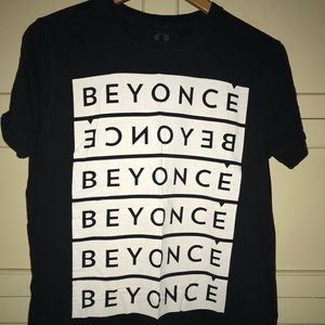 Mrs.Carter Tour shirt
